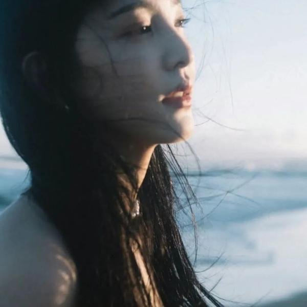 我们才不是兄弟呢